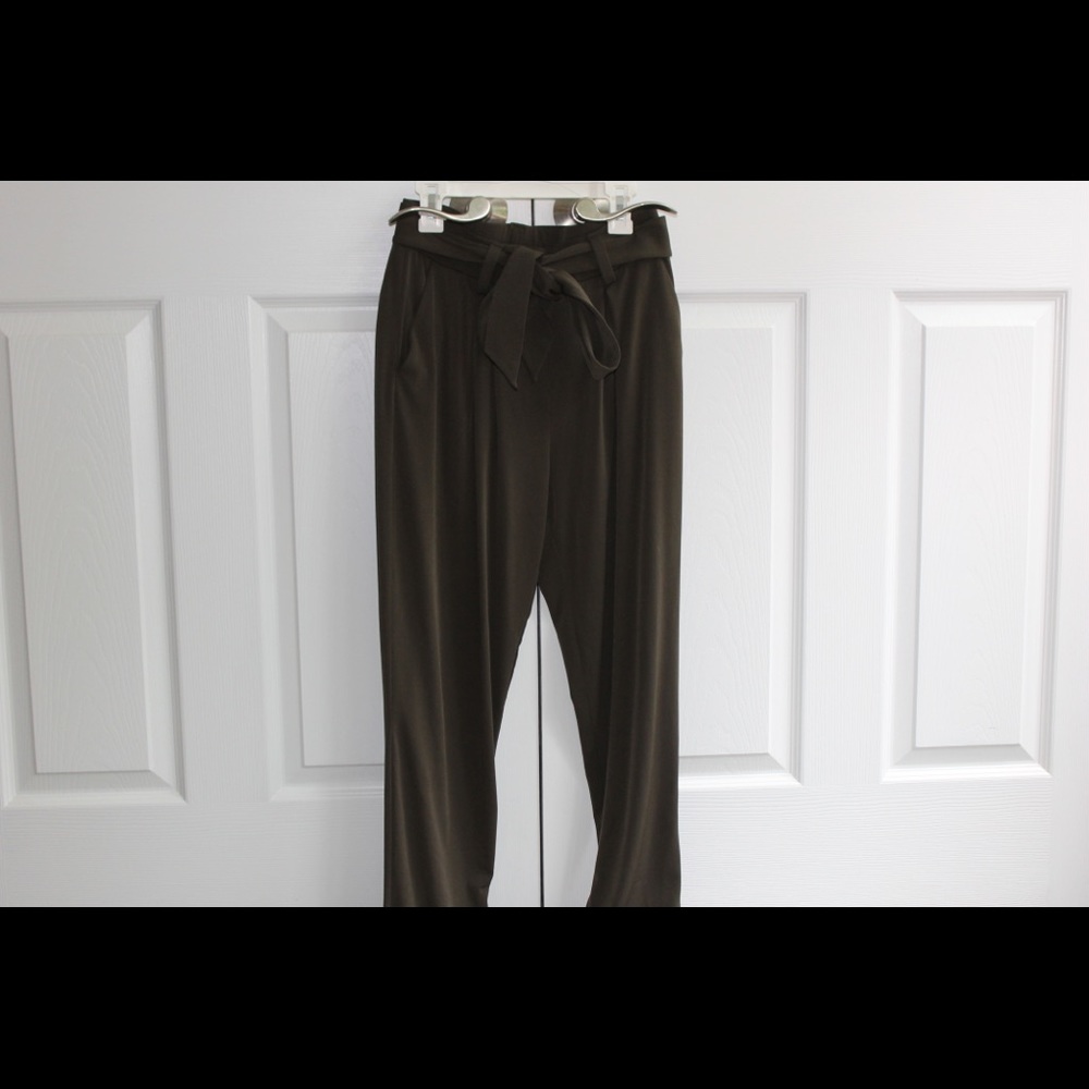 Express green pants